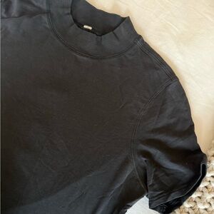 Lululemon Rulu Mock Neck Short Sleeve Pullover Shirt Women Size Small